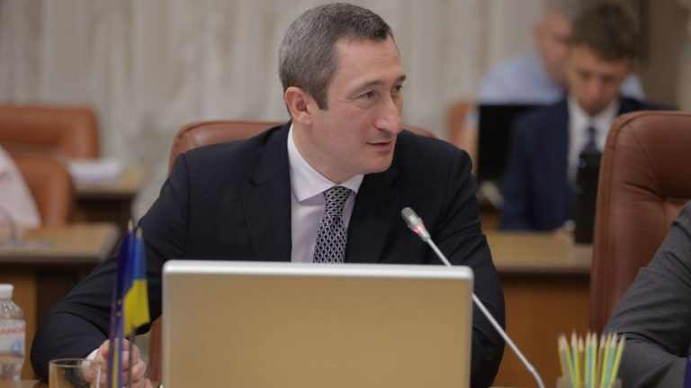 Компанія DIM припинла співпрацю з маркетологинею, яка внесла 44 млн застави за Чернишова