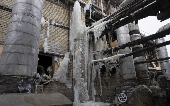 Кому перерахують платіжки за тепло і воду за сфчень