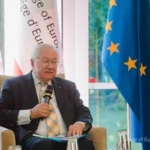 Ексочільник МЗС УКраїни Борис Тарасюк вирішив повернути державну нагороду Польщі